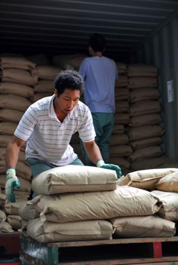 内藤律樹は湾港で働きながらボクシングを続けてきた（写真は2010年）©Kokou Sekine