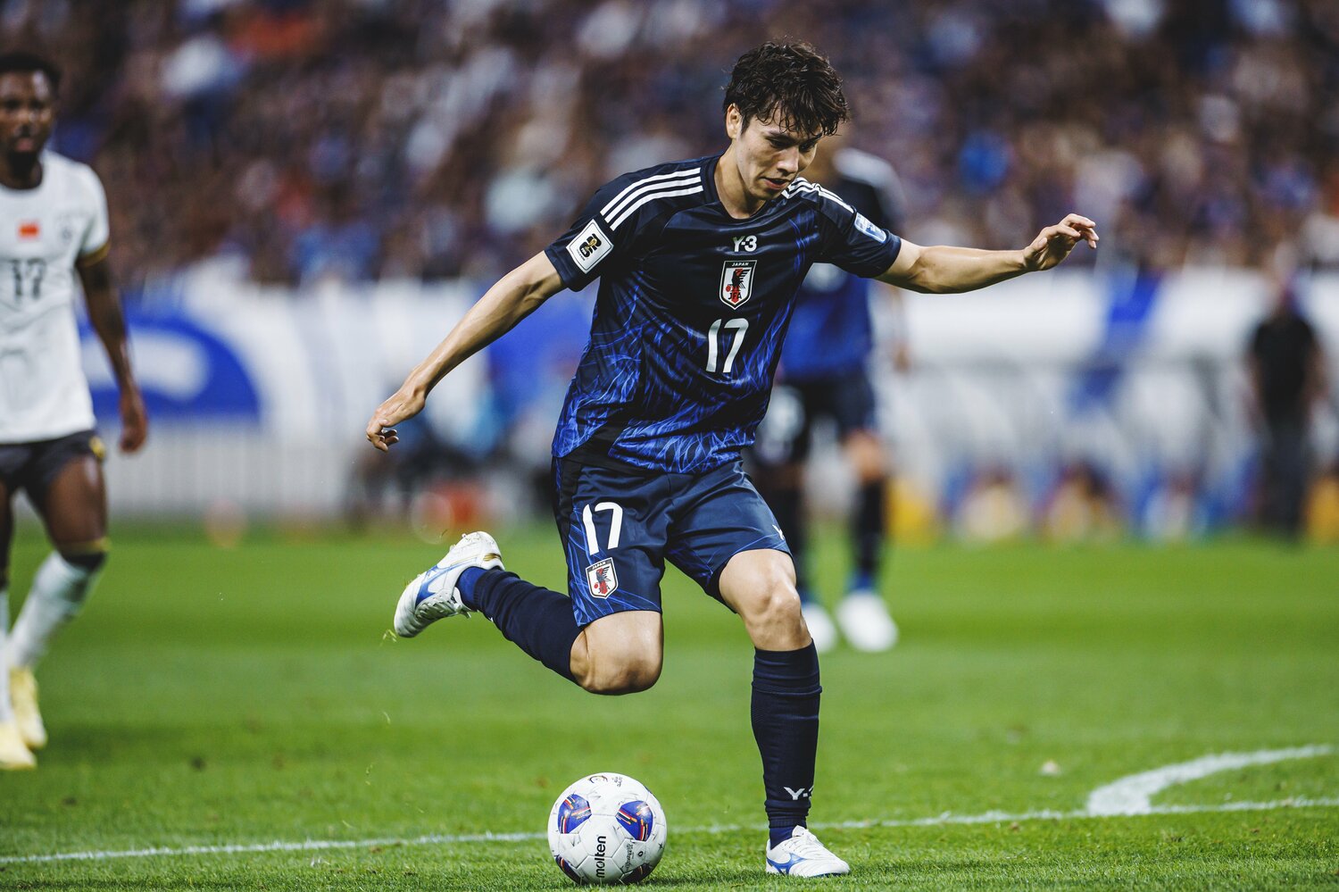 田中碧と言えば日本代表でも見られる幅広いプレーが特徴だ　©Kiichi Matsumoto