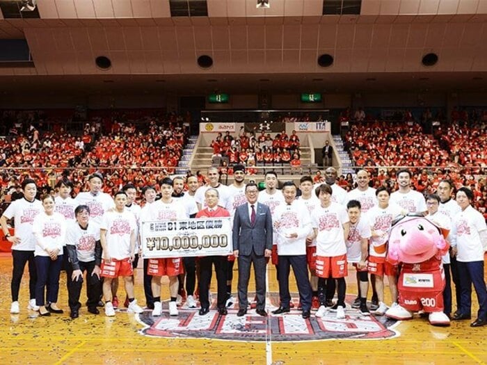 千葉ジェッツとミクシィが資本提携。新アリーナ建設で“100年続く”礎を。＜Number Web＞ photograph by B.LEAGUE
