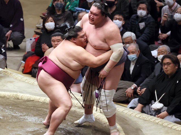 “ご意見番”武蔵丸の本音「御嶽海おめでとう…でも大関昇進のハードルは高くしたほうがよい」「決定戦なら阿炎の優勝だったな」＜Number Web＞ photograph by Sankei Shimbun