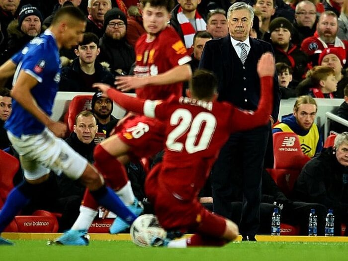 誰からも好かれるアンチェロッティ。中位で喘ぐエバートンの再建なるか。＜Number Web＞ photograph by Getty Images