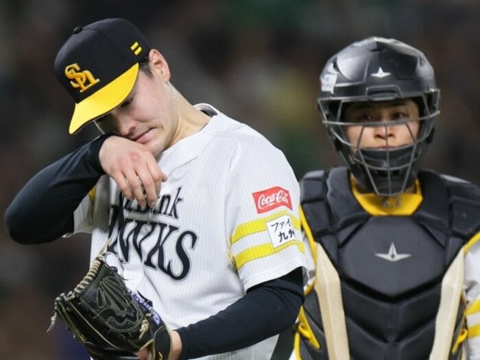 “4272日ぶり最下位”王者ソフトバンクの異変…現場で何が？「甲斐拓也の巨人移籍」「近藤健介の手術」はあれど…番記者が見た“力負けしている”現実＜Number Web＞ photograph by JIJI PRESS