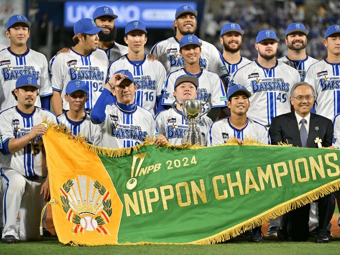 「普通にやったら負ける」DeNAを激変させた選手ミーティング…筒香嘉智が提案、牧秀悟が招集、あのベテランの発言で「ムードがガラッと変わった」<Number Web> photograph by Hideki Sugiyama