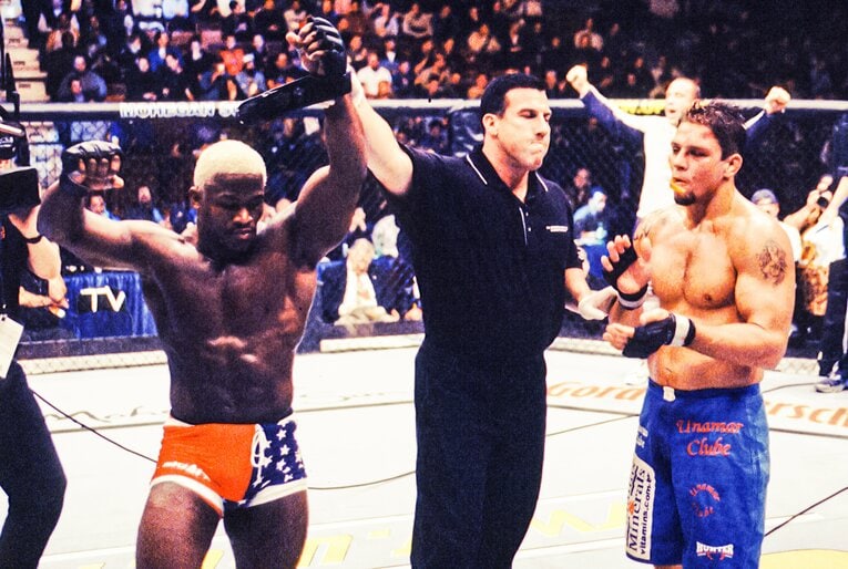 2002年1月の『UFC 35』でレナート・ババルに判定勝利。この試合を最後にUFCを離れた　©Susumu Nagao