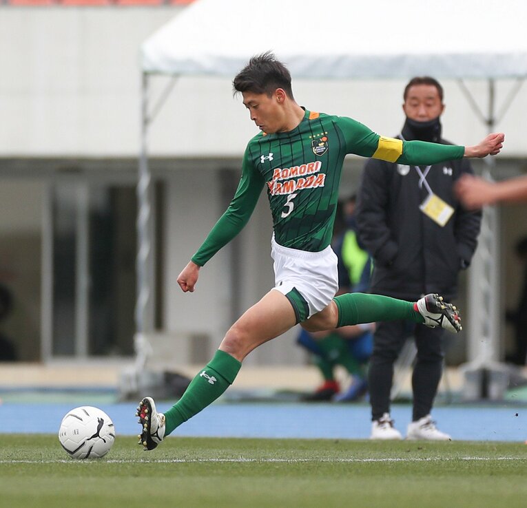 青森山田高時代の藤原。3年時にはキャプテンを務めた　©JIJI PRESS