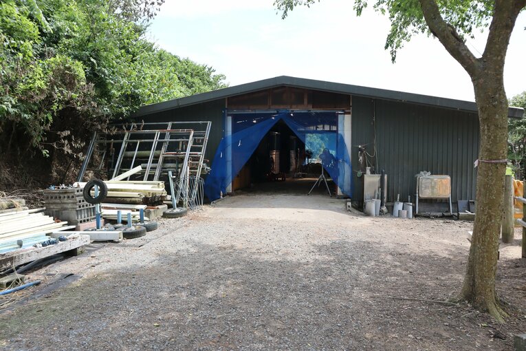 本田博信さん宅の厩舎