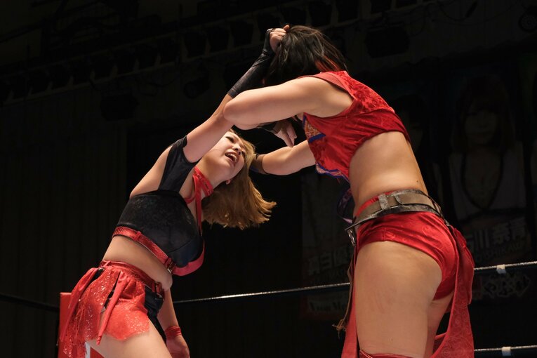 「燃え尽きるさまを見てほしい」米AEWで活躍、日本でも2冠の志田光が「日本の女子プロレスが世界最高」と語る理由(49)