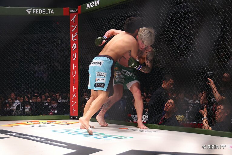 『RIZIN LANDMARK 5』斎藤裕vs平本蓮　©RIZIN FF