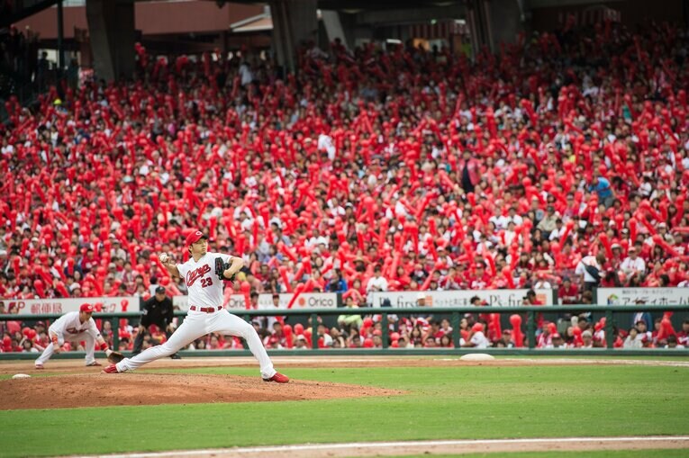 2017年は15勝を挙げ、リーグ優勝の立役者に　©︎BUNGEISHUNJU