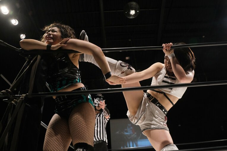 「圧倒される肉体美」を目指す新人女子プロレスラー…コンテストにも出場するZONESが語る“理想像”「実は体重が10kg減ったんです」(47)