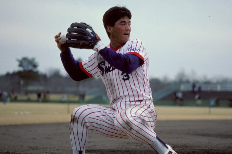 1987年、ドラフト1位でヤクルトに入団した長嶋一茂。実はドラフト数日前、ヤクルトのスカウト部長のもとには父・茂雄から1本の電話が　©BUNGEISHUNJU