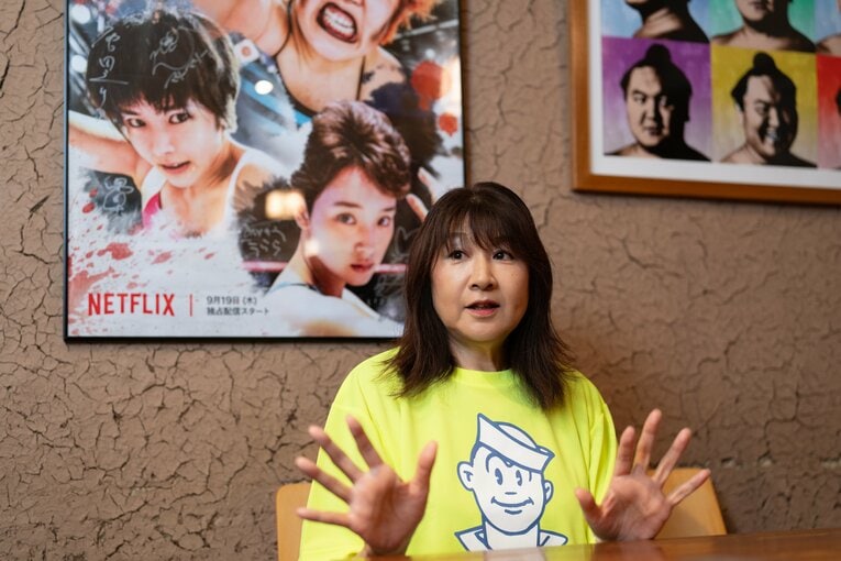 インタビューに答える現在のジャンボ堀さん（63歳）　©Shiro Miyake