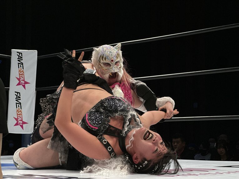 スターライト・キッドvs吏南　©Norihiro Hashimoto