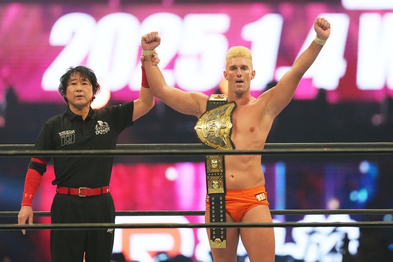ザック・セイバーJr.はIWGP世界ヘビー級王座3度目の防衛に成功　©Essei Hara