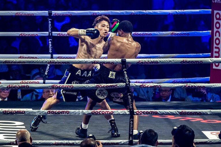 バキバキの井上の肉体　©Takuya Sugiyama