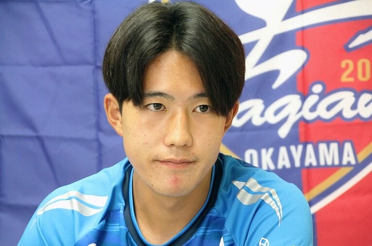 ファジアーノ岡山で飛躍した佐藤龍之介。将来的に日本代表でも欠かせぬ一員となるはず ／ photograph by NumberWeb