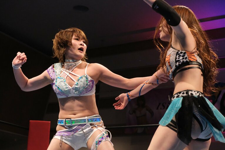 安納サオリ「誰よりも目立って、一目惚れさせる」 華やかさの裏で、人気女子プロレスラーが明かした“苦悩と決意”「遠慮なんかしてられない」(40)