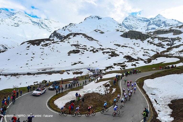監督として“ジロ”に挑む水谷壮宏。夢破れても、自転車に魅せられた人生。(4)