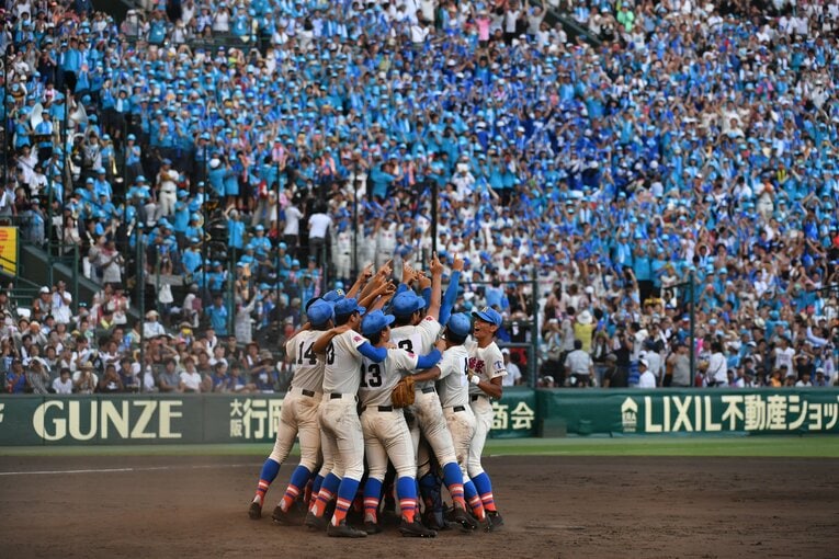 2017年夏の甲子園、埼玉県勢で初の優勝を果たした花咲徳栄 ©Hideki Sugiyama