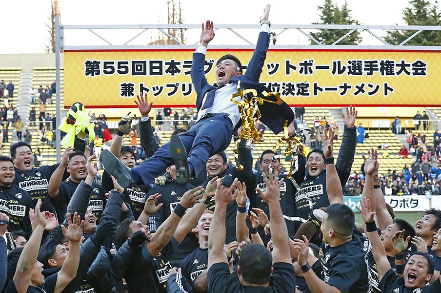 サントリーに今も流れるエディー流。データ、ハードワーク、知的な体力。<Number Web> photograph by Kyodo News