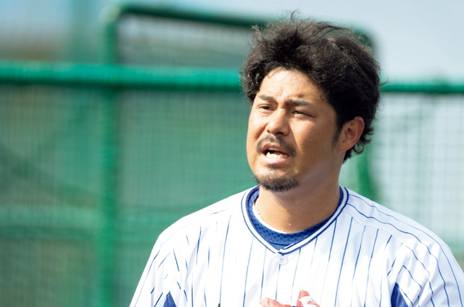 代表も視野に入る“熟成した壮年”宮崎敏郎に漂う昭和の薫り。 ~五輪のサードを守るのは~<Number Web> photograph by Asami Enomoto
