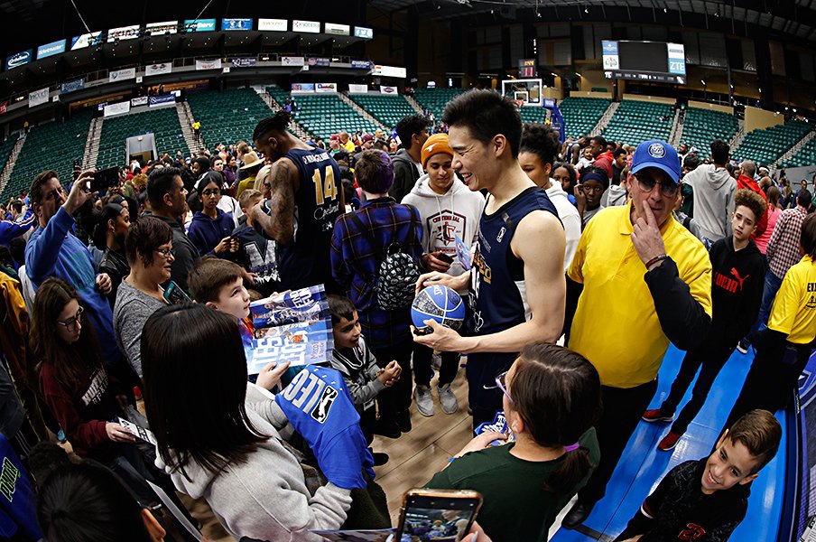 馬場雄大の常識を覆すNBAへの挑戦。「本気になってやれないことはない」<Number Web> photograph by Yukihito Taguchi