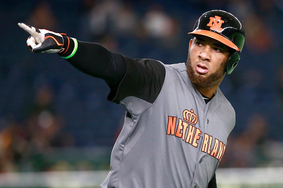 WBCに出てる外国選手はどんな人達?MLB愛好家のトリプルクロスレビュー。<Number Web> photograph by AFLO