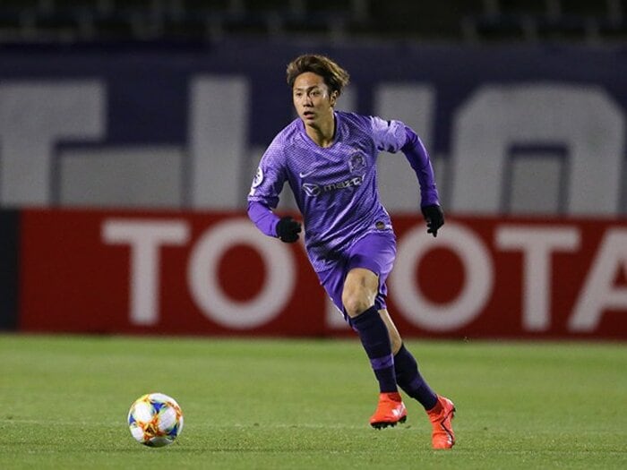 失点わずか1。堅守・広島に現れたクリアをパスにできる男、吉野恭平。＜Number Web＞ photograph by J.LEAGUE