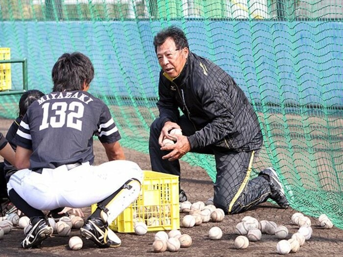 ホークス三軍監督に就任の元スター。佐々木誠は原石に「期待しない」？＜Number Web＞ photograph by NIKKAN SPORTS