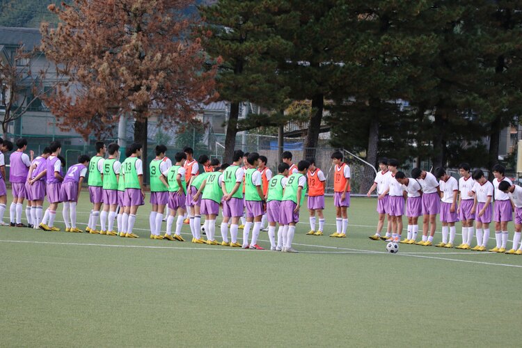 藤枝東が「サッカーの街」の象徴になった理由…不織布マスクも看板も