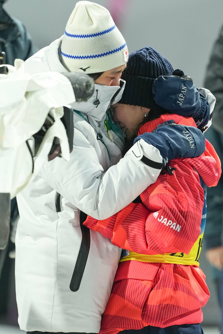 ミラノ五輪ジャンプ混合団体で銅メダルを獲得した日本チーム　©Tsutomu Kishimoto／JMPA