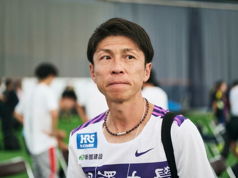 早稲田大の強さに脱帽、という表情だった駒澤大・藤田監督　©Yuki Suenaga