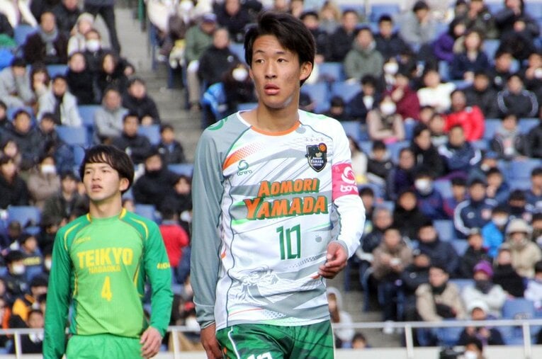 武田英寿／青森山田 ／ photograph by Satoshi Shigeno