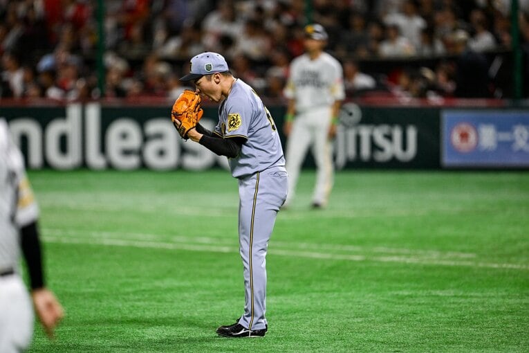 2025年日本シリーズの初戦9回のマウンドに上がる石井大智。ソフトバンクとの“力の差”はこの時から感じていたという　©️Nanae Suzuki