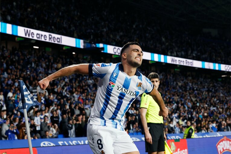 ゴールを奪ったメリノが当然、一番の歓喜　©Daisuke Nakashima