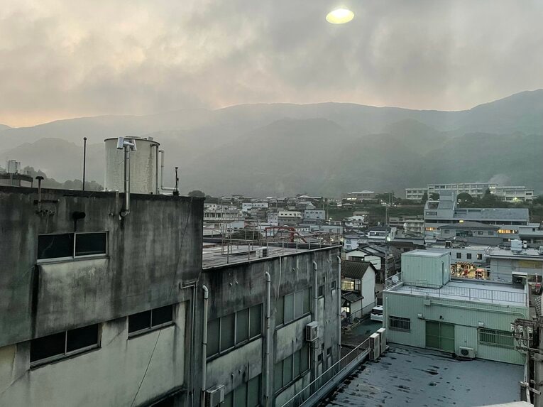 【7月現地取材】阿波池田駅近くのホテルから池田高を望む　©NumberWeb