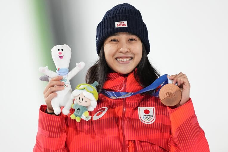 ミラノ・コルティナ五輪女子ノーマルヒルの現地写真【スワイプするとそのほかの写真もご覧になれます】　©Tsutomu Kishimoto／JMPA