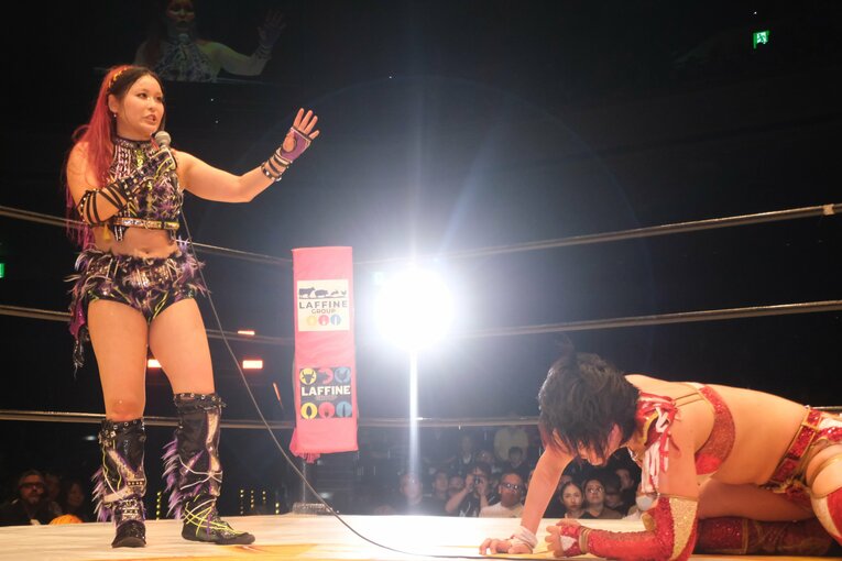 「日本スタイルも出し切った」イヨ・スカイが“WWEでは使えない大技”を…林下詩美が女子プロレス新団体で叶えた夢「今日は紫雷イオが見れた」(79)
