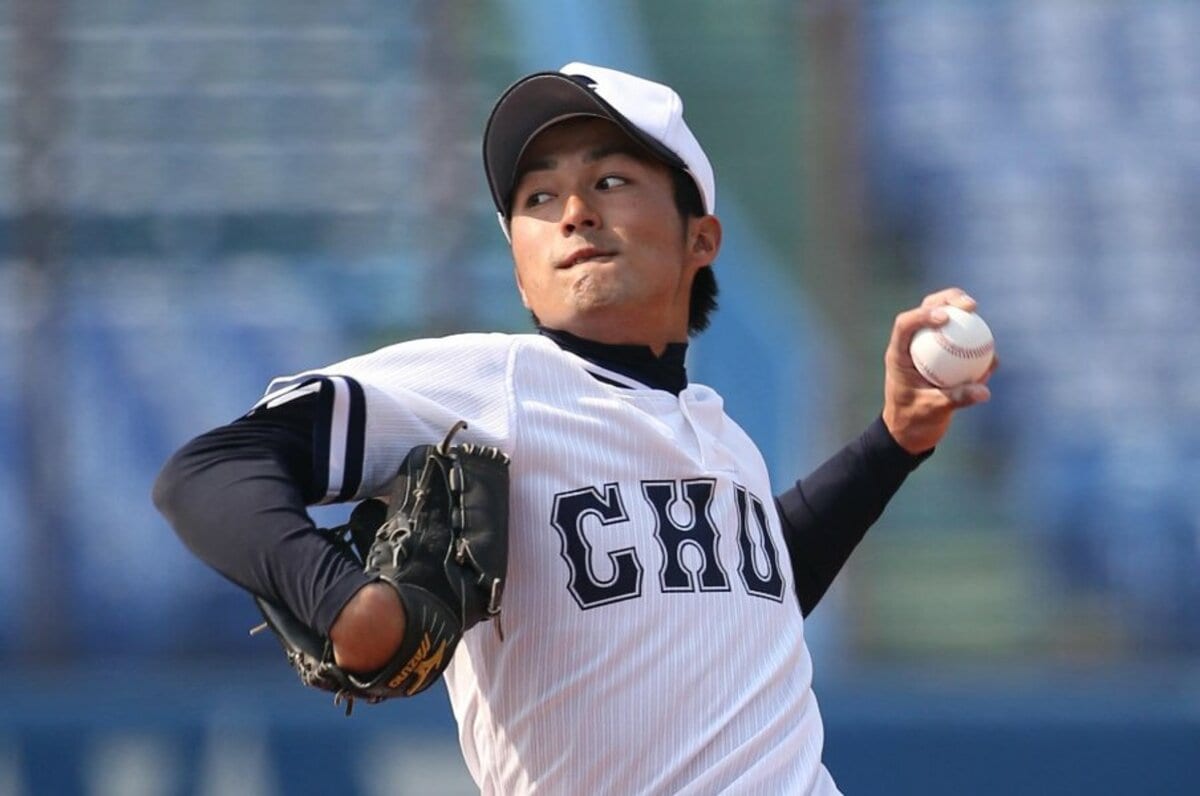 興南野球春夏連覇サイン（島袋洋奨、我如古盛次）入り記念ボール ヒジがぶっ飛びました」島袋洋奨が“壊れた”440球の異常な酷使…甲子園春