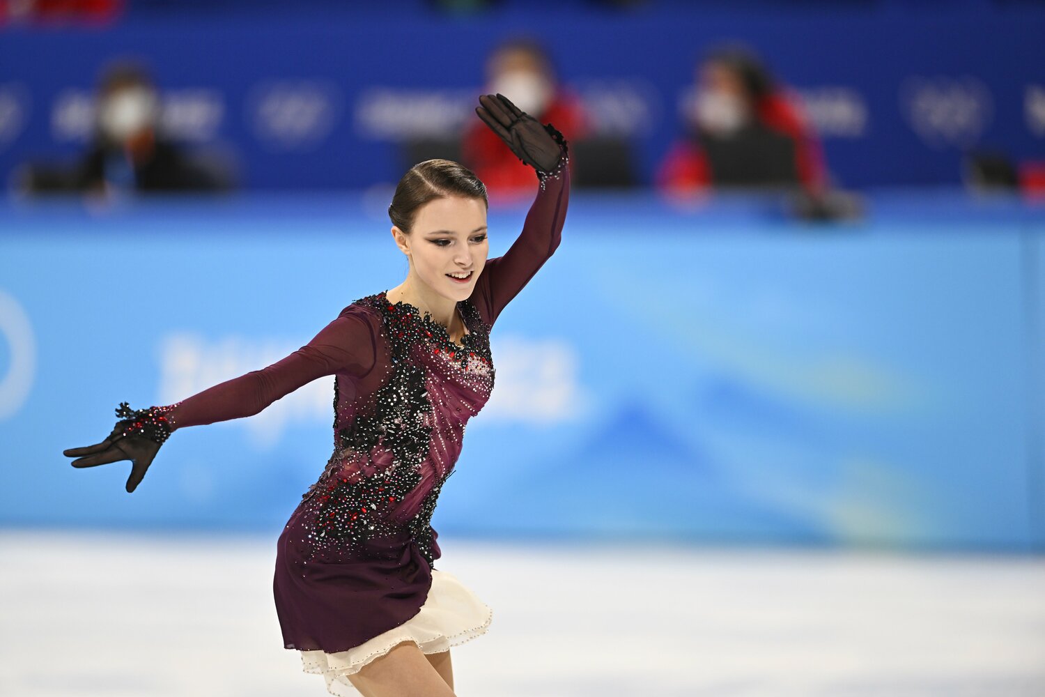 シェルバコワは元アイスホッケー選手との婚約を発表 ©JMPA