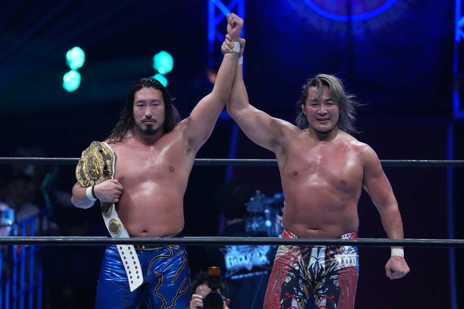 「新日本プロレス、頼むな」と棚橋弘至から託された辻陽太。11月2日、岐阜メモリアルセンターで愛ドーム　©Essei Hara