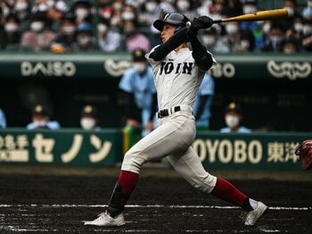 スカウトが分析する「センバツの本塁打格差・3つの要因」とは〈大阪桐蔭は大会新11本、浦和学院も4本量産も〉＜Number Web＞ photograph by Nanae Suzuki