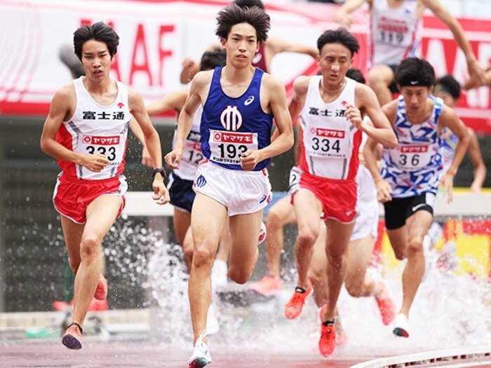 コケたのに日本記録!? 順大駅伝監督が語る、男子3000m障害・三浦龍司の「“イレギュラー”への対応力」＜Number Web＞ photograph by AFLO
