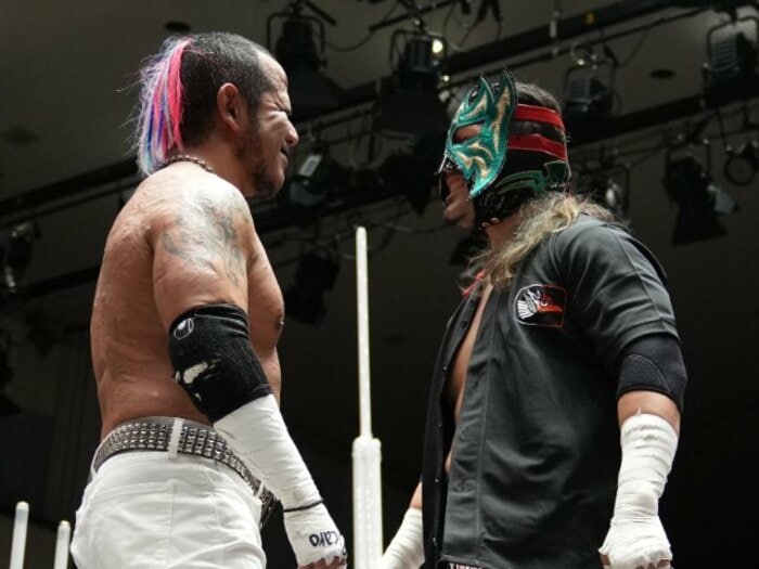 血まみれの蛍光灯デスマッチを超えて…葛西純の願い「純粋にシングルでエル・デスペラードに勝ちたいんだよ」IWGPジュニア“異例の防衛戦”は実現するのか？＜Number Web＞ photograph by Masashi Hara