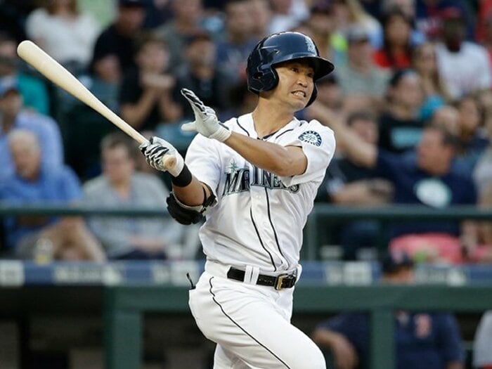 「絶対に這い上がってやりますよ」生き残りへ崖っぷちの青木宣親。＜Number Web＞ photograph by AFLO