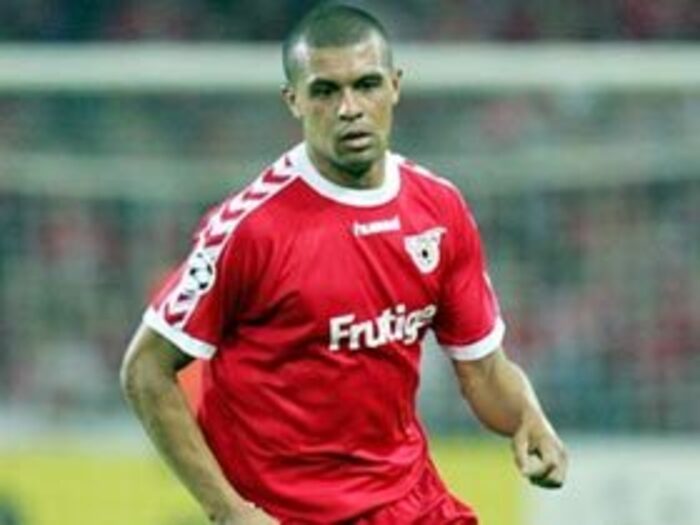 ＦＣトゥンの奇跡の秘密。＜Number Web＞ photograph by PICS UNITED/AFLO