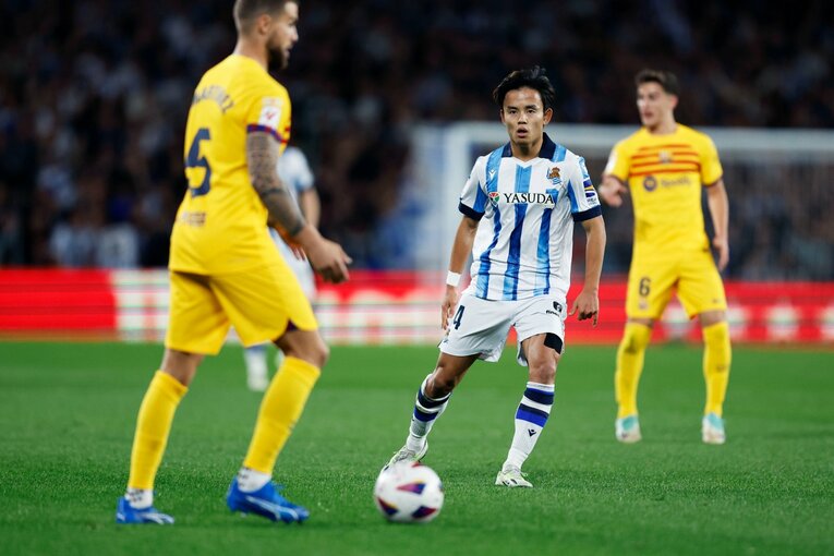 バルサを苦しめた久保建英にチャビ監督「素晴らしい」、だが結末は悲劇…撮影前「タケが2点取って勝つ」地元バル店長の愛に沁みる重責(10)