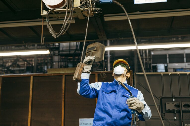 阿部の仕事風景　©︎Kiichi Matsumoto
