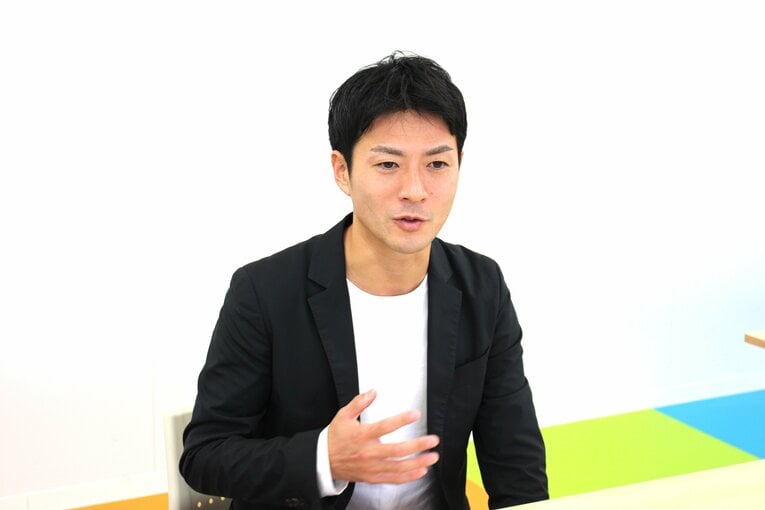 試行錯誤を繰り返しながら、指導者として日々経験を重ねている　©Number Web