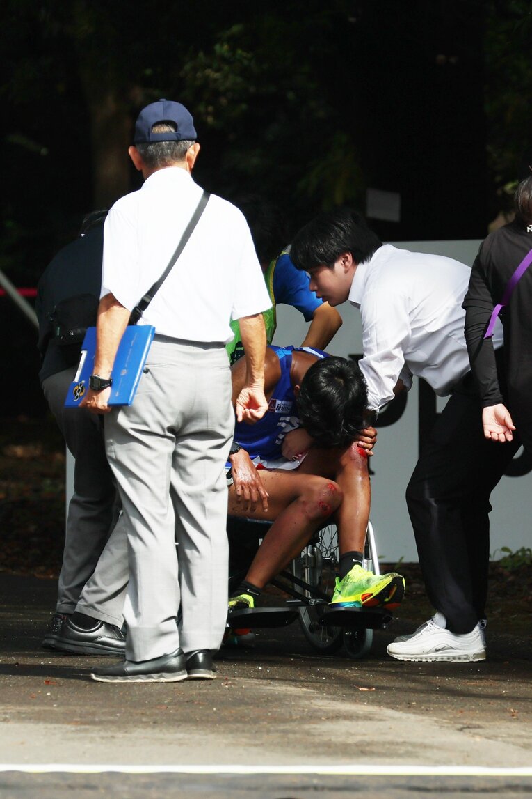 熱中症で棄権となってしまった東海大のロホマン　©JIJI PRESS